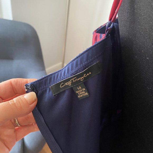 David’s Bridal Wedding Guest Dress City Triangles floral, High low, stra… - Picture 7 of 8